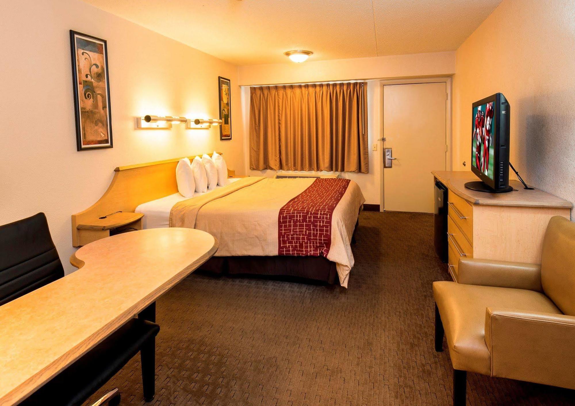 Red Roof Inn Detroit - Roseville St Clair Shores מראה חיצוני תמונה