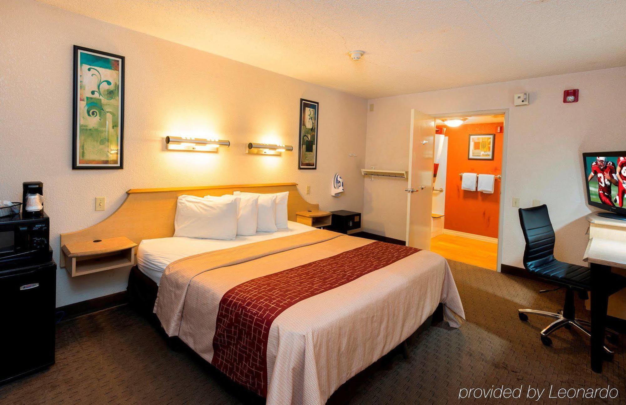 Red Roof Inn Detroit - Roseville St Clair Shores מראה חיצוני תמונה