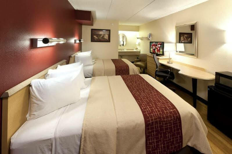 Red Roof Inn Detroit - Roseville St Clair Shores מראה חיצוני תמונה